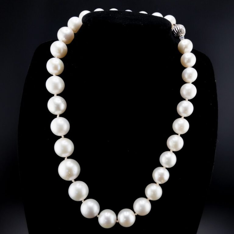 South Sea Pearl Necklace – Graduated Cultured Pearls Up to 17mm